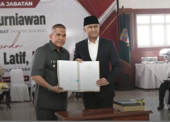 DPRD Kabupaten Bandung Barat menghadiri Sertijab Bupati Bandung Barat Hengky Kurniawan periode 2018-2023, menyerahkan tugas Kepala Daerah kepada Penjabat (Pj) Drs. Arsan Latif, M.Si.